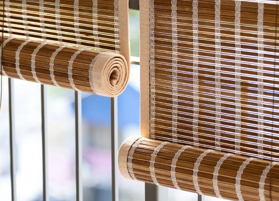 Balcony bamboo chick installation