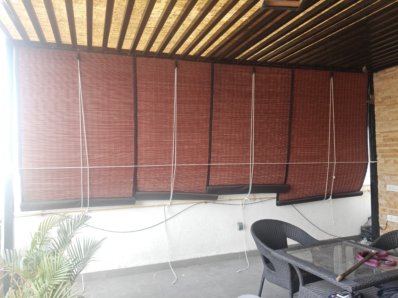 Balcony bamboo chick installation